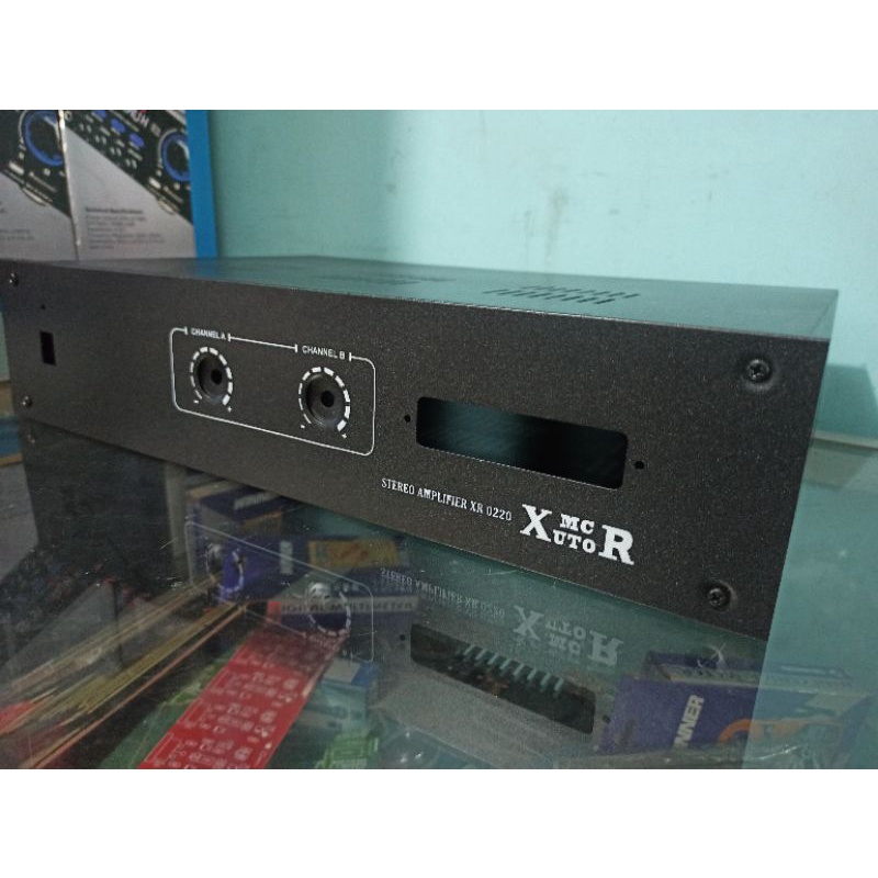 BOX POWER AMPLIFIER  PLAT TEBAL SOUND SYSTEM TEBAL XR0220 USB