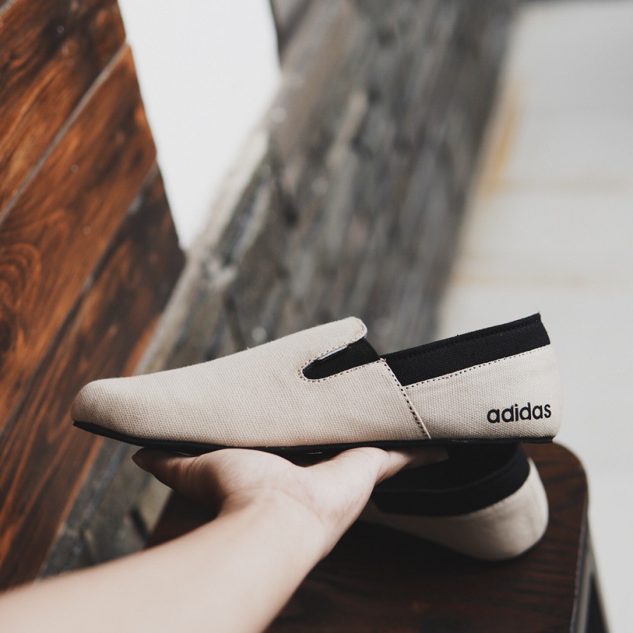 SALE!!! Sepatu Slop Pria Murah Sepatu Slip On Adidas Easy Murah Keren Terlaris