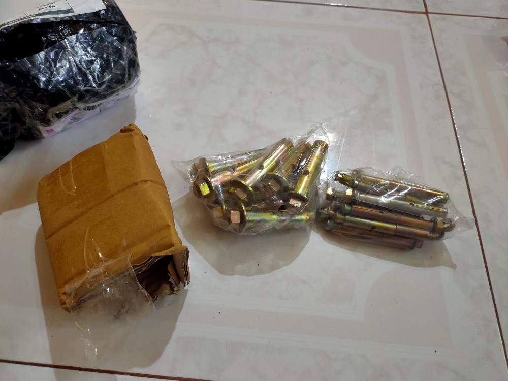 Baut Dynabolt 12x60- Baut Dinabolt - Dyna Bolt - Baut Tembok - Fhiser Besi