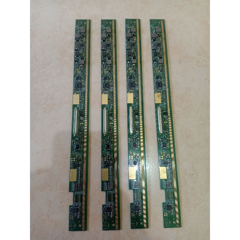 TCON BOARD TV POLYTRON PLD 32D700 - 32D710 - 32T100 - 32T7511 - 32D7511 - 32D905 - 32D900  - 32T1550