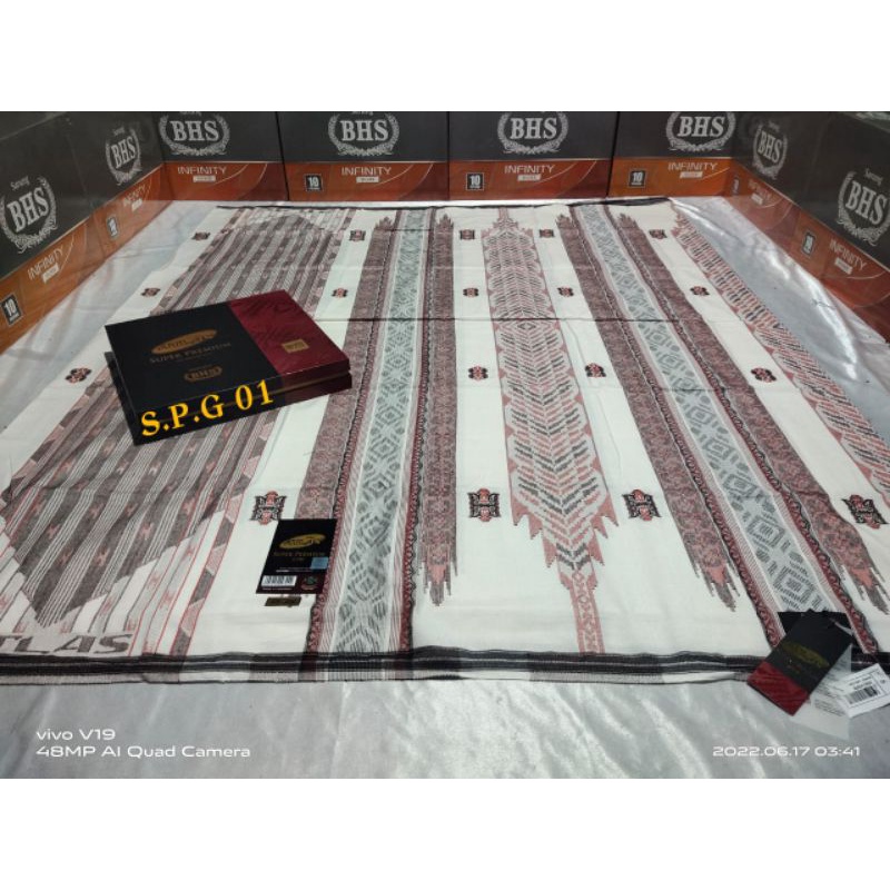 SARUNG ATLAS SUPER PREMIUM GOLD 970 ISTIMEWA