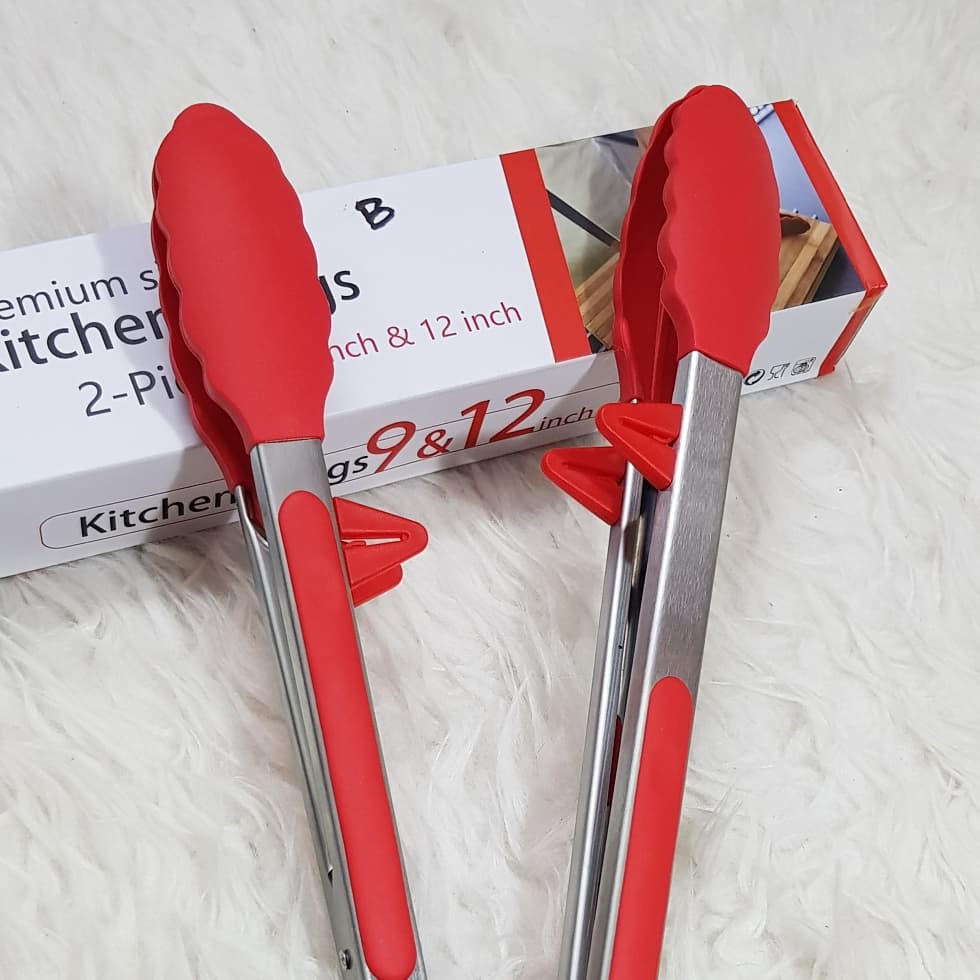 Silicone kitchen tongs set isi 2 dengan dudukan / capit makanan /kue