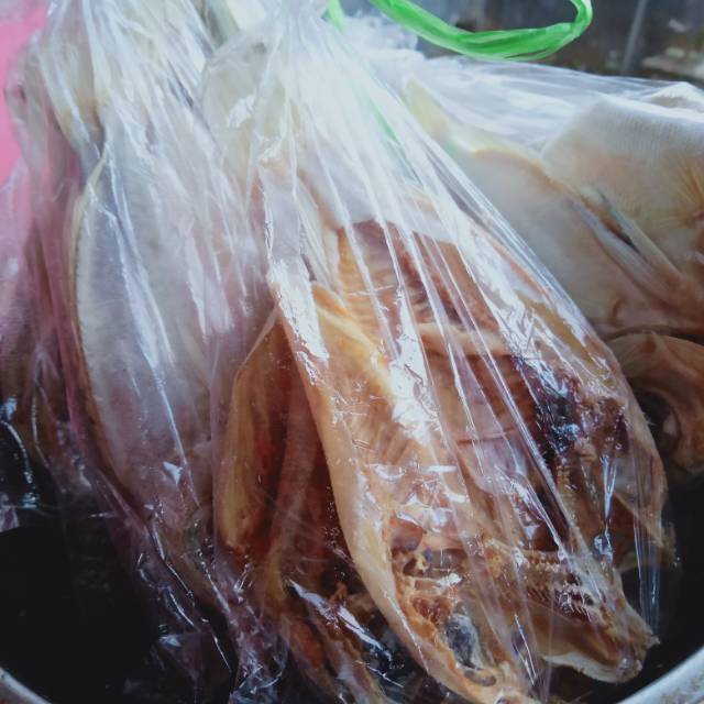 

Ikan asin Banyar belah