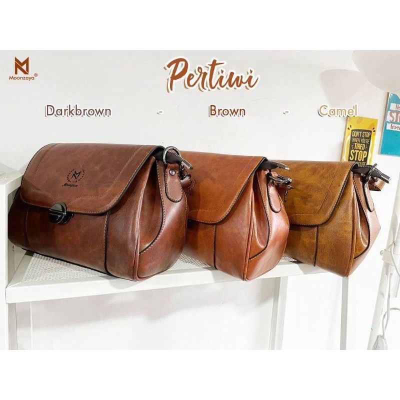 Tas slempang Pertiwi original by Moonzaya