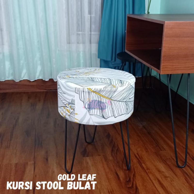 sofa stool bulat ruang tamu teras