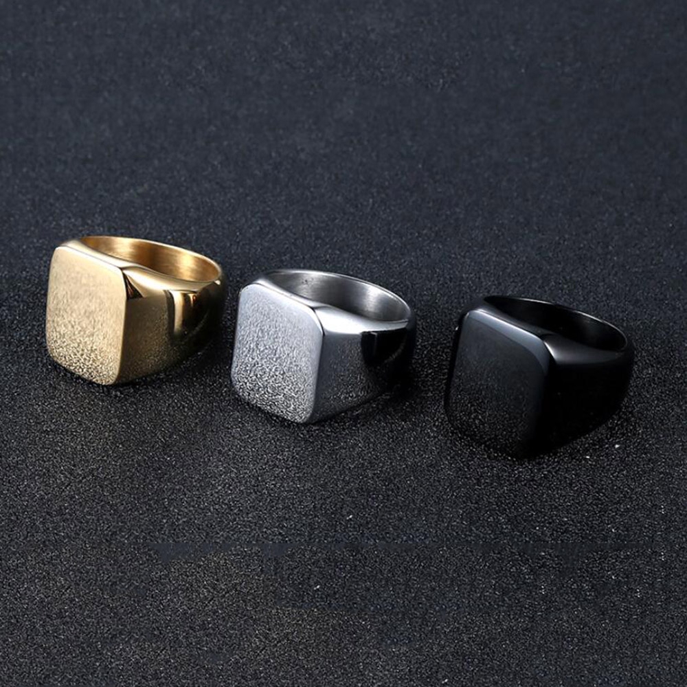 18rb Emas Perak hitam Gaya Sederhana Baja Titanium Dipoles Pria Perhiasan Fashion 4 warna Cincin Rings