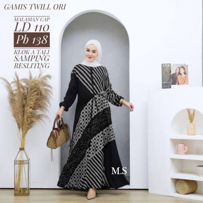 Gamis Twill Ori Batik Cap Malaman Klok A Resleting Depan Hitam