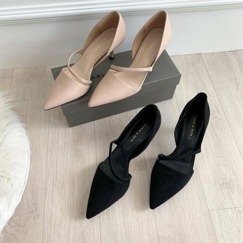 CK Pointed Toe Pumps // CKS194