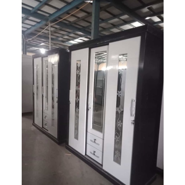 Lemari 3 Pintu Kayu Sliding