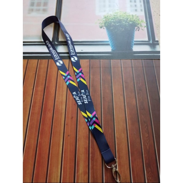 

tali name tag Trans jakarta