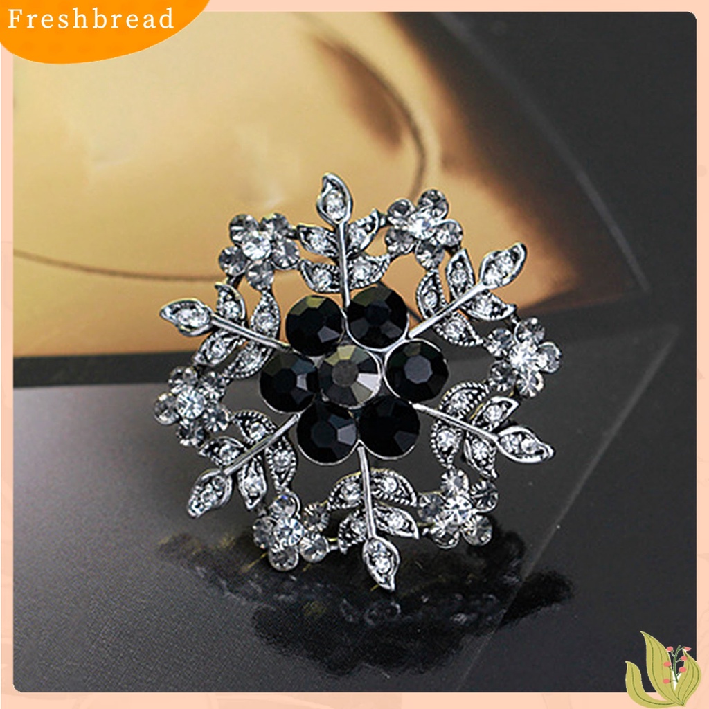 Terlaris Fashion Women Snowflake Floral Circle Rhinestone Brooch Pin Christmas Jewelry