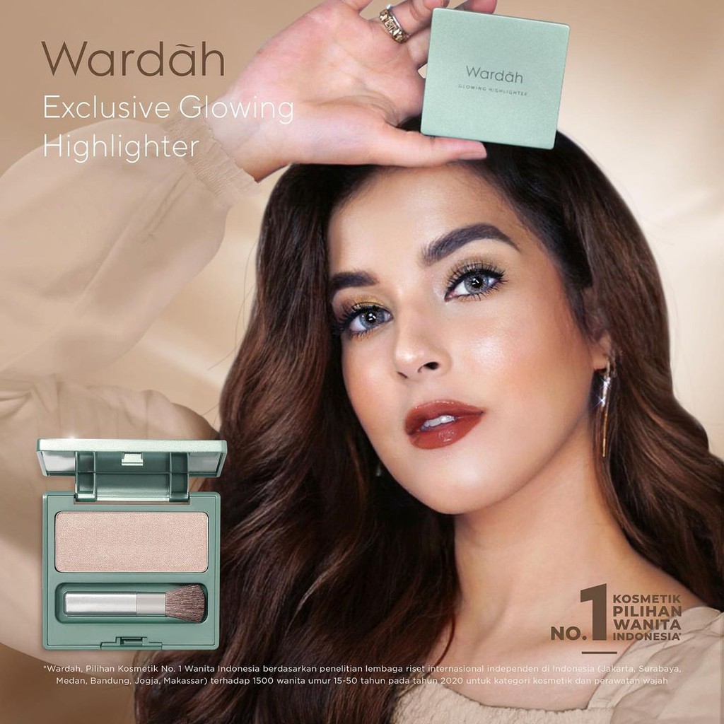 Wardah Exclusive Glowing Highlighter