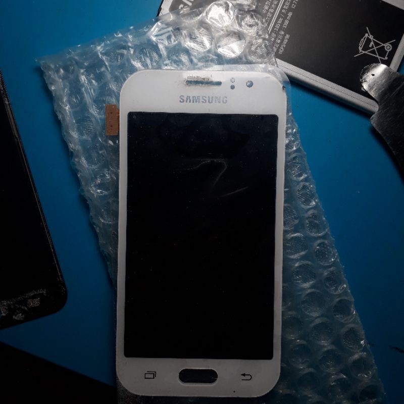 lcd samsung j110g / j1 ace ori copotan 100% baik ( warna putih)