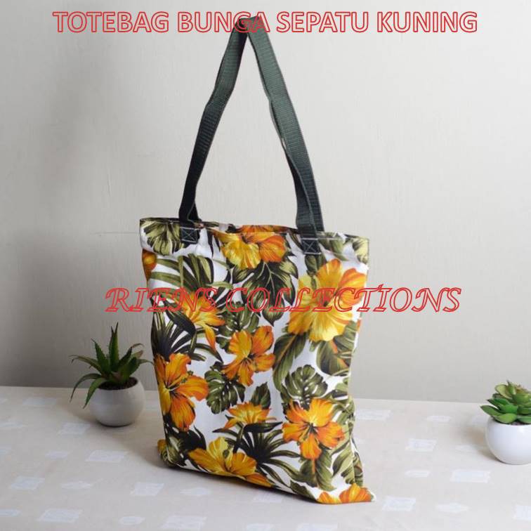 TOTEBAG KANVAS MOTIF BUNGA SEPATU KUNING Riens Collections. Tas Kanvas Tas Jogja Tas Souvenir Jogja