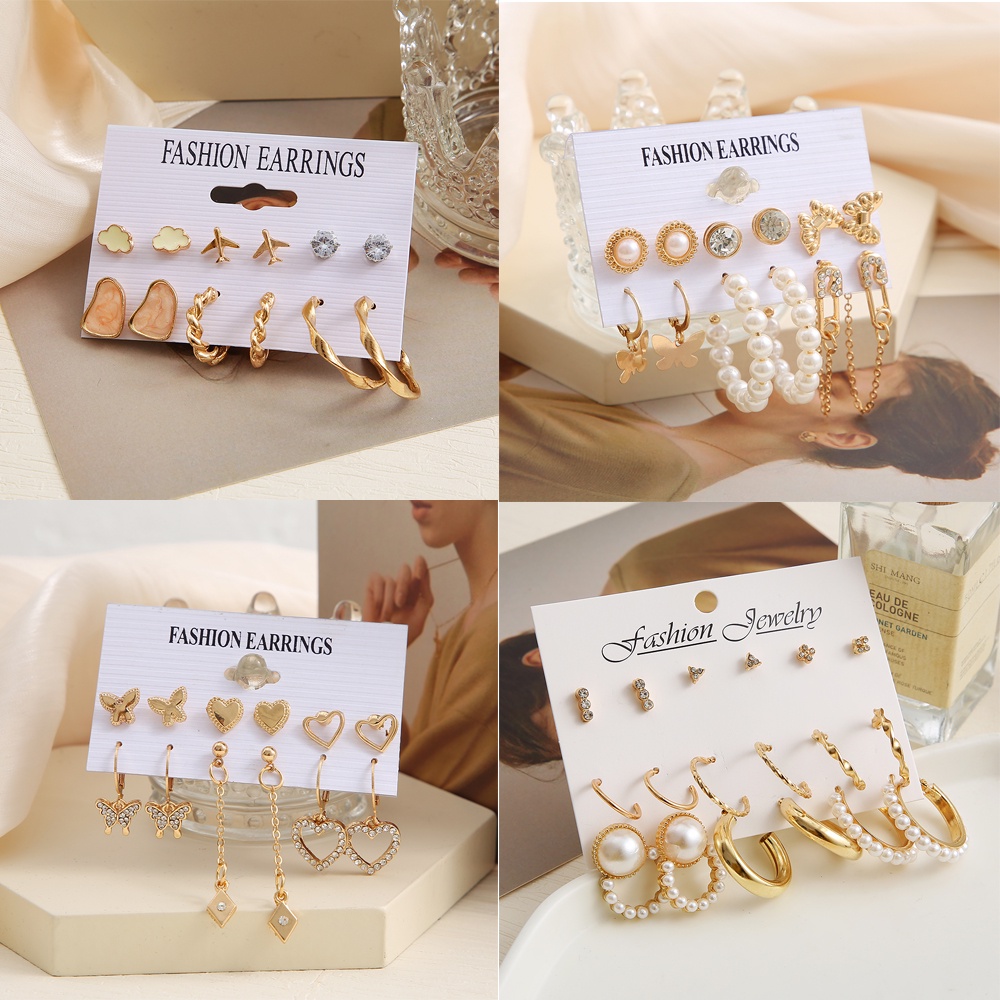 10pcs / Set Anting Tusuk Bahan Metal Warna Gold Desain Awan + Mutiara + Berlian Untuk Wanita