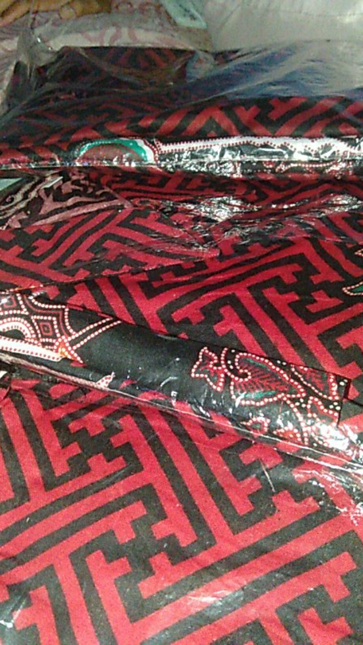 (couple Keluarga) Maura Couple - Sania Ruffle Batik Couple Ori Ndoro Jowi - Bata Merah