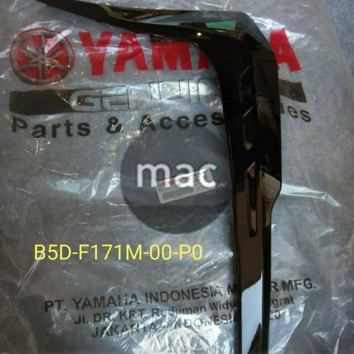 MOLE SIDE COVER 2 LOWER FREE GO FREEGO KANAN HITAM B5D-F171M-00-P0 ORI