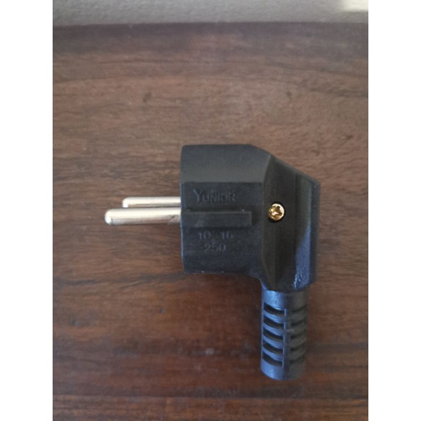 Steker Arde Bengkok Loyal Yunior LY 920