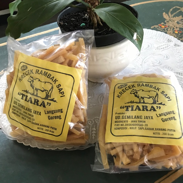 

Krupuk rambak sapi