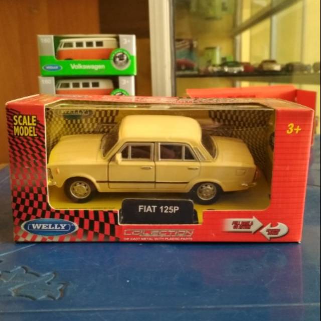 diecast welly fiat 125p coklat cream skala scale 32 36