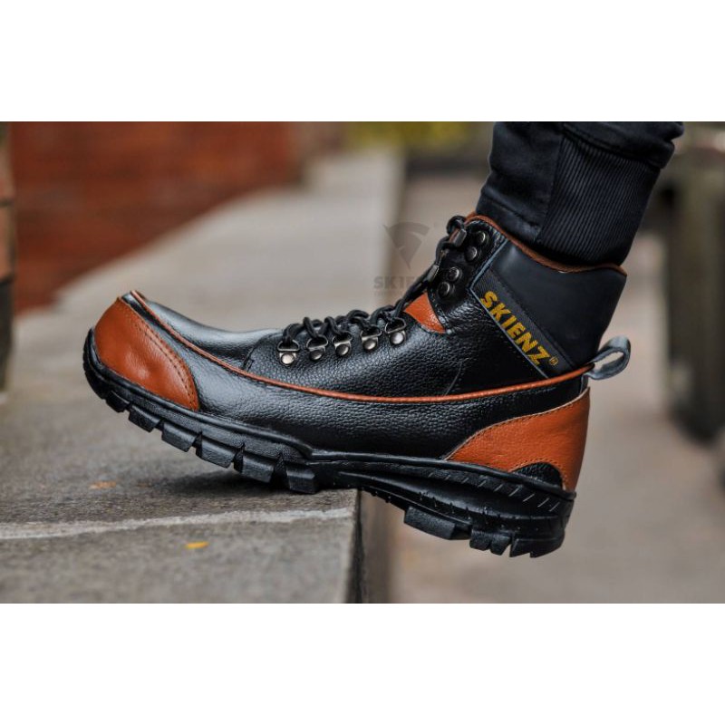 Sepatu boots pria SKIENZ ARGON safety