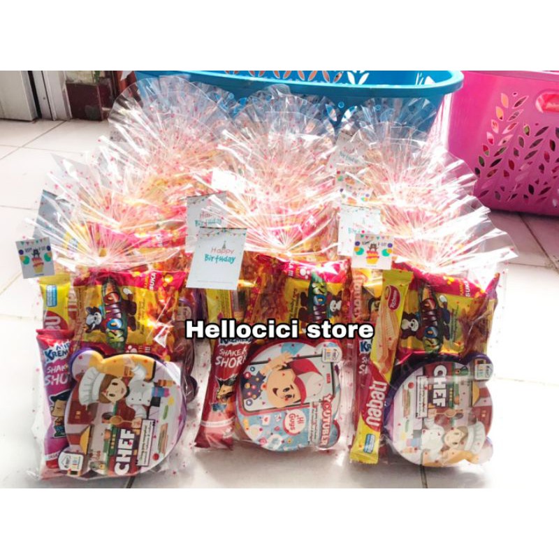 

PARCEL SNACK BINGKISAN + KOTAK MAKAN ULANG TAHUN