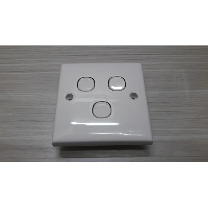 Perlengkapan Listrik - Saklar Broco - Saklar Saklar Isi 3 Switch Clipsal Produk Terbaik