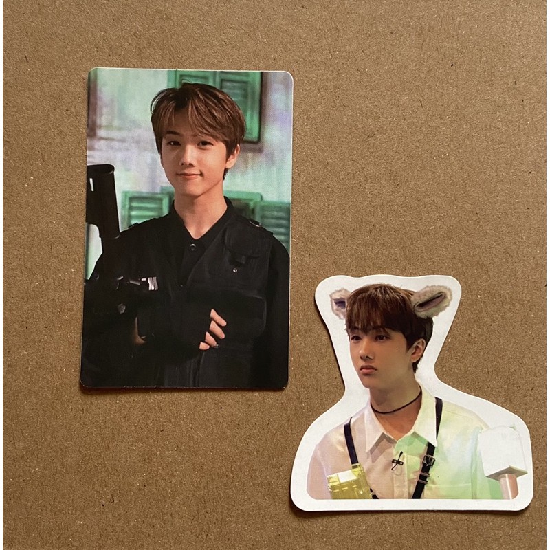 [BOOKED] PC Jisung Sticker Puff