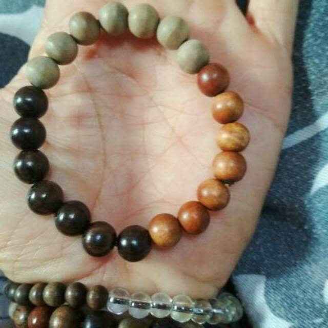 Gelang Kayu Dewandaru Stigi Kalimasada