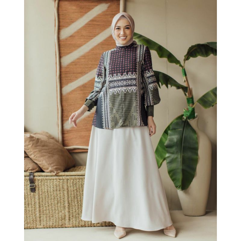 Nawa Blouse by Wearing Klamby - Turtle