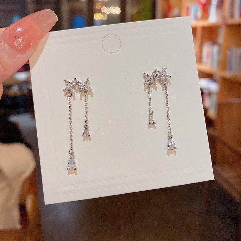 Anting Silver needle 925 Bentuk Bunga Rumbai Bahan Zirkon