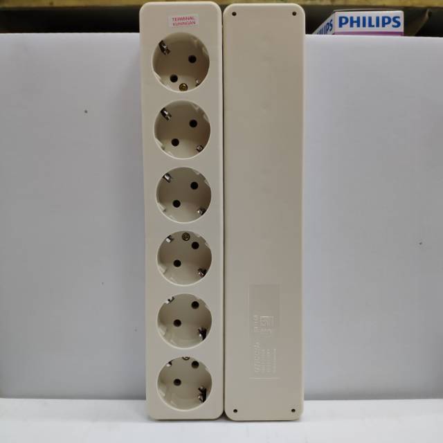 Stop Kontak 6 Lubang Uticon