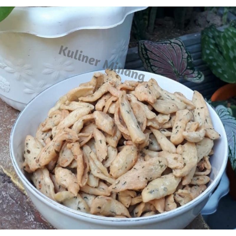 

kue bawang has padang