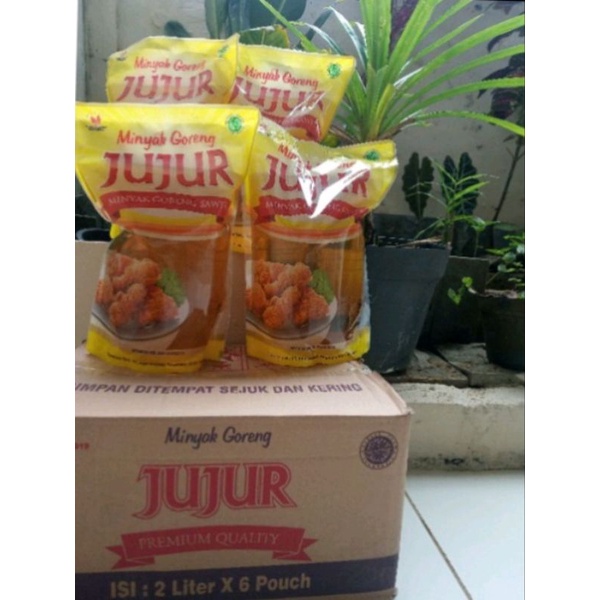 

MINYAK GORENG JUJUR 2LT