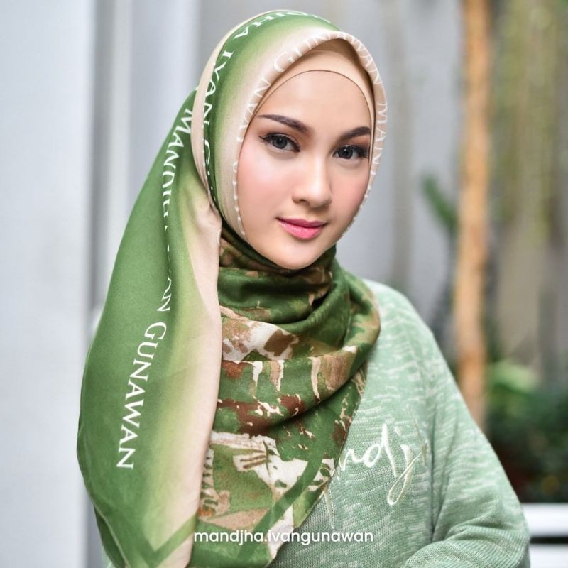 Milan Green Hijab Mandjha Ivan Gunawan Scarf Voal - milan green
