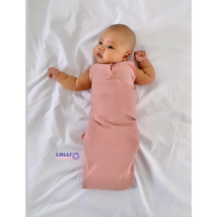 Lollypop Classic Swaddle Bedong Set Baju