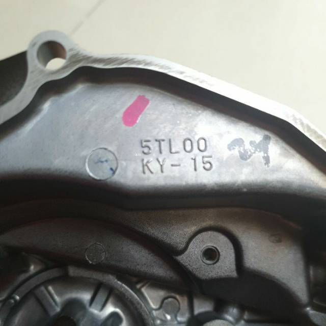 Bak CVT Mio Lama Yamaha ori ( cover crankcase 1)