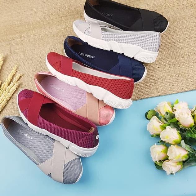 (READY) Sepatu Slip On Wanita Ziudith K01