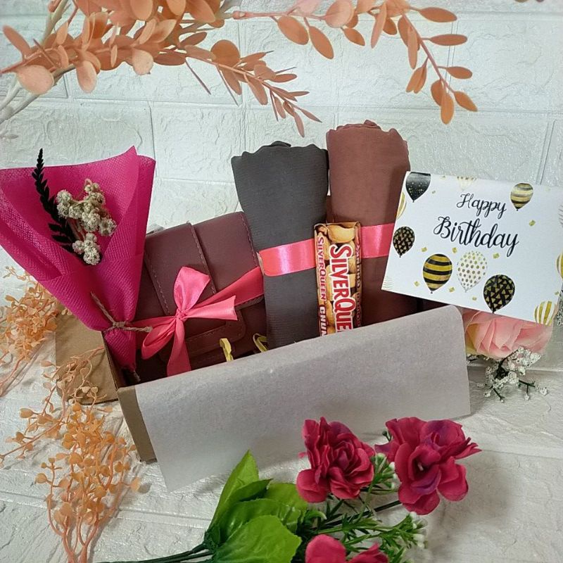 Hampers Hijab Hampers Wisuda Hampers Ultah Hampers Anniversary Hampers Jilbab Hampers Cewek Hampers Wanita Kado Cewek Kado Wanita Kado Ultah Kado Anniversary Kado Wedding Hadiah Ultah Kado Wisuda Hampers birthday Hampers Jilbab Kado Ultah hampers kerudung