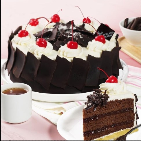 

Blackforest Cake by Holland Bakery