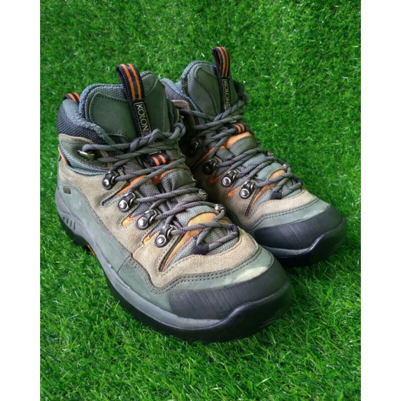Sepatu second KOLONSPORT gunung outdoor size 39/40
