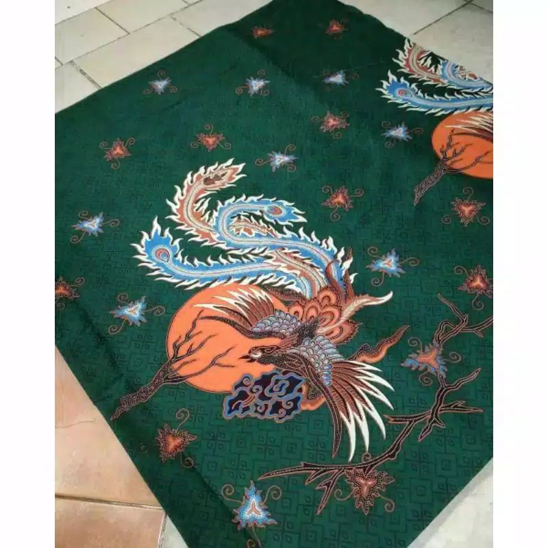 kain batik solo motif Naga dasar hijau PRIMISIMA