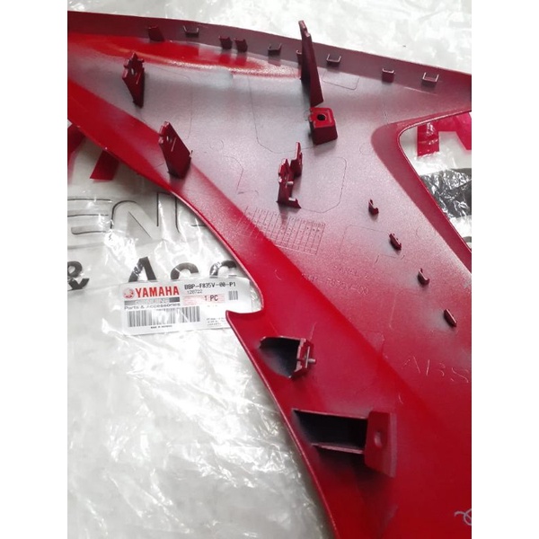 Sayap legsil legshield luar kanan aerox new 2021 merah original ygp bbpf835v00p1