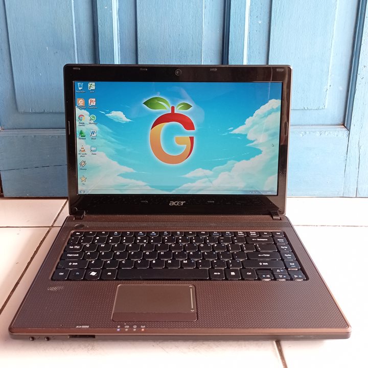 Acer 4253 Warna Coklat Brown AMD E-350 RAM 2GB HDD 500GB ATI AMD Radeon Laptop Second