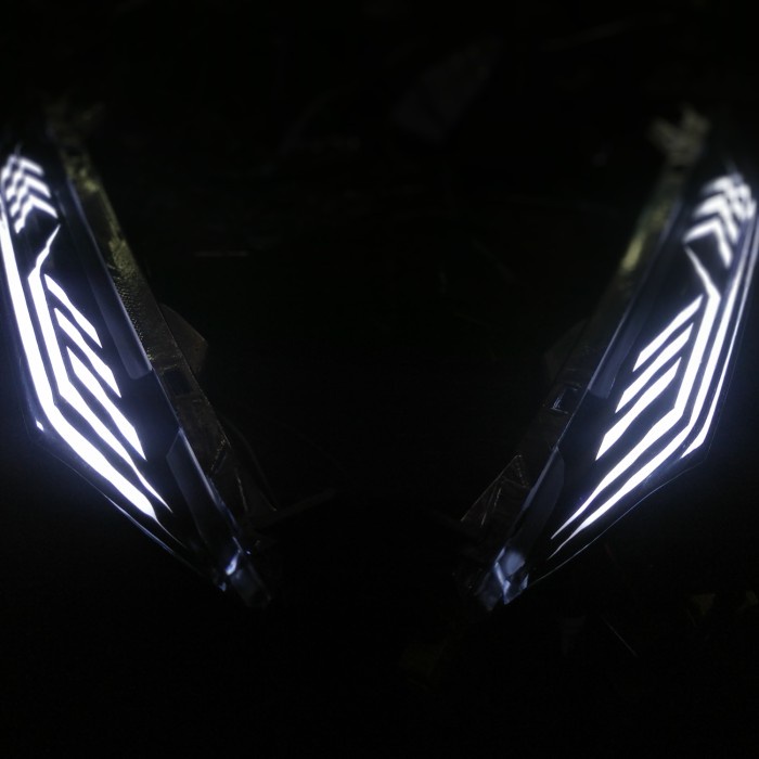 lampu sein depan Vario 125 old lazy eyes model