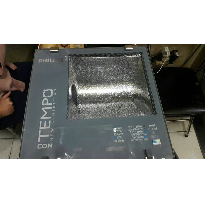 Lampu Sorot / Floodlight HPIT ConTempo Tipe RVP350 - T400 Watt Philips
