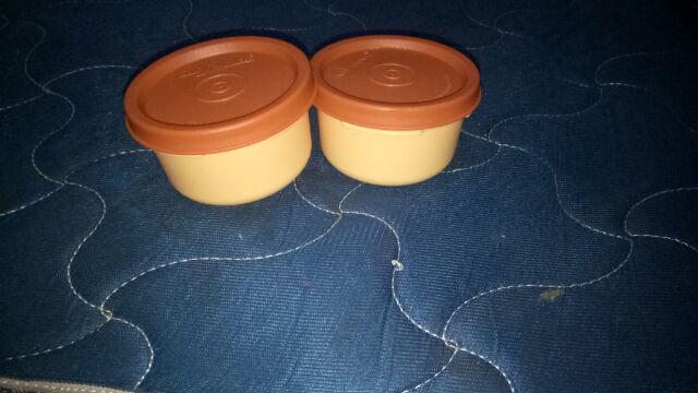Promo Medium Round Twin Tulipware
