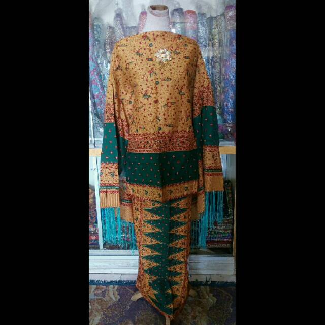 Kain jupri Palembang hijau