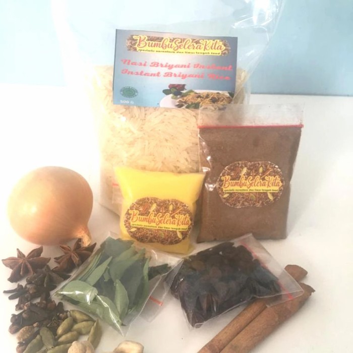 

BERAS BASMATI 500G DENGAN BUMBU NASI BRIYANI