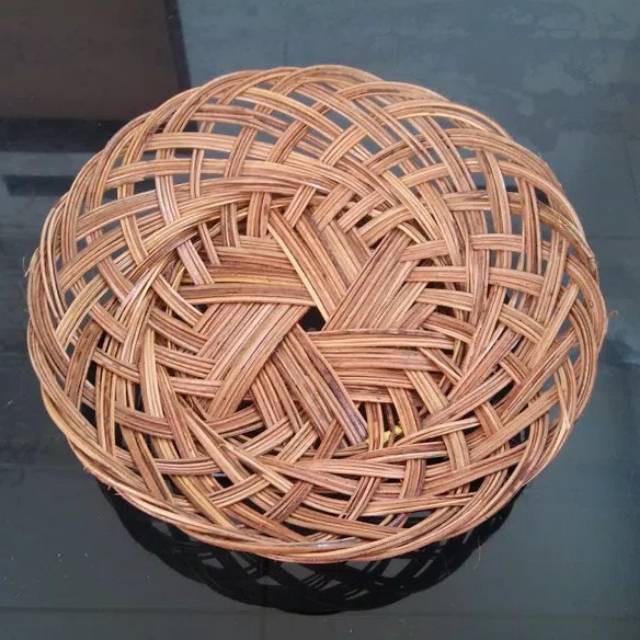 Piring Anyaman Lidi Ukuran 20 cm